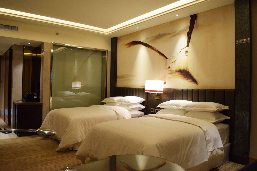 Sheraton Chuzhou Hotel Kültér fotó